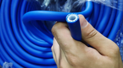 Шланг (синий) воздушный ус. повышенной эластичности, раб дав 20 атм разрыв.60 атм.Ав.(100м) VZ-509-1